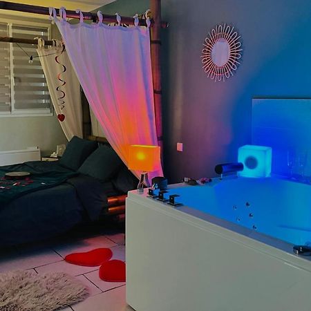 Appartement Jacuzzi 4 Etoiles Beaute - Mbroom Var Puget-sur Argens Exteriör bild