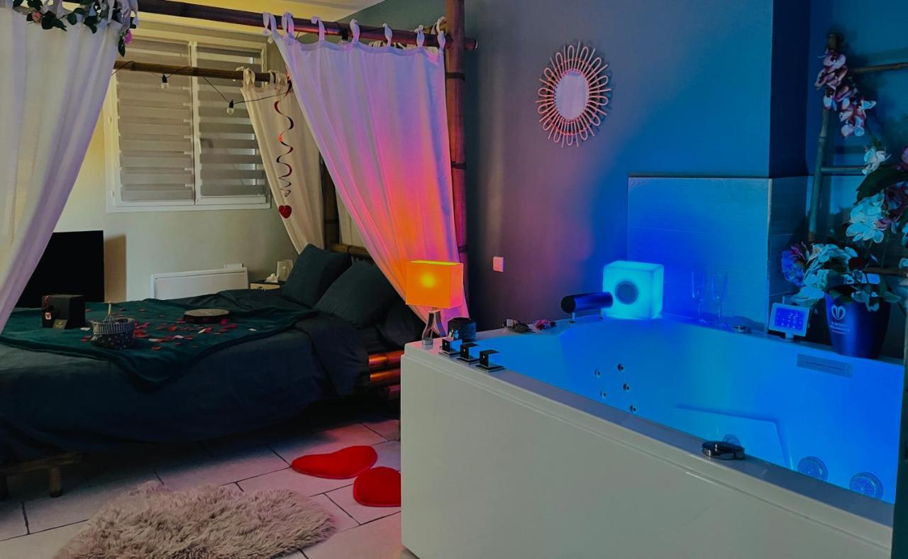 Appartement Jacuzzi 4 Etoiles Beaute - Mbroom Var Puget-sur Argens Exteriör bild